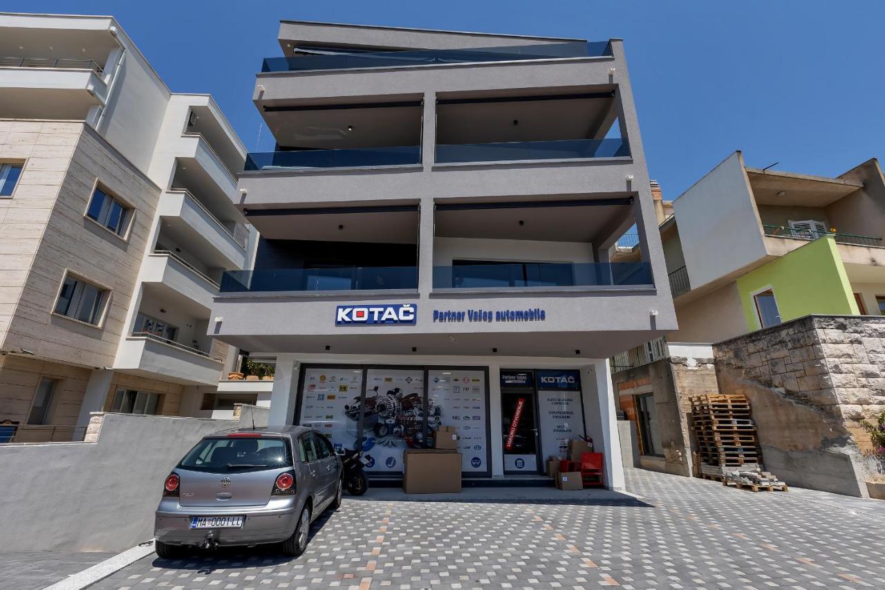 Lux Apartment Dolce Vita - Private Hottub Makarska Buitenkant foto