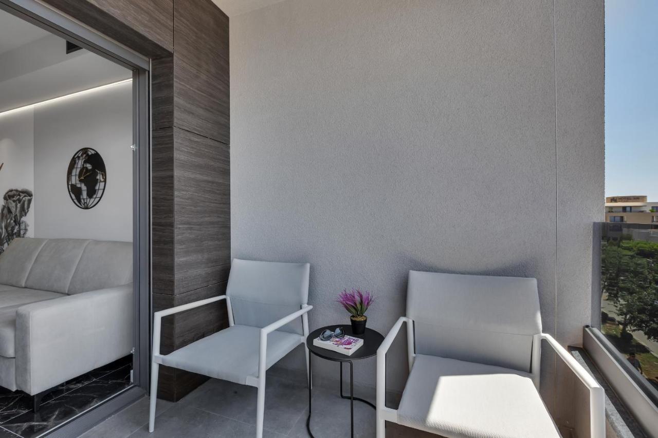 Lux Apartment Dolce Vita - Private Hottub Makarska Buitenkant foto