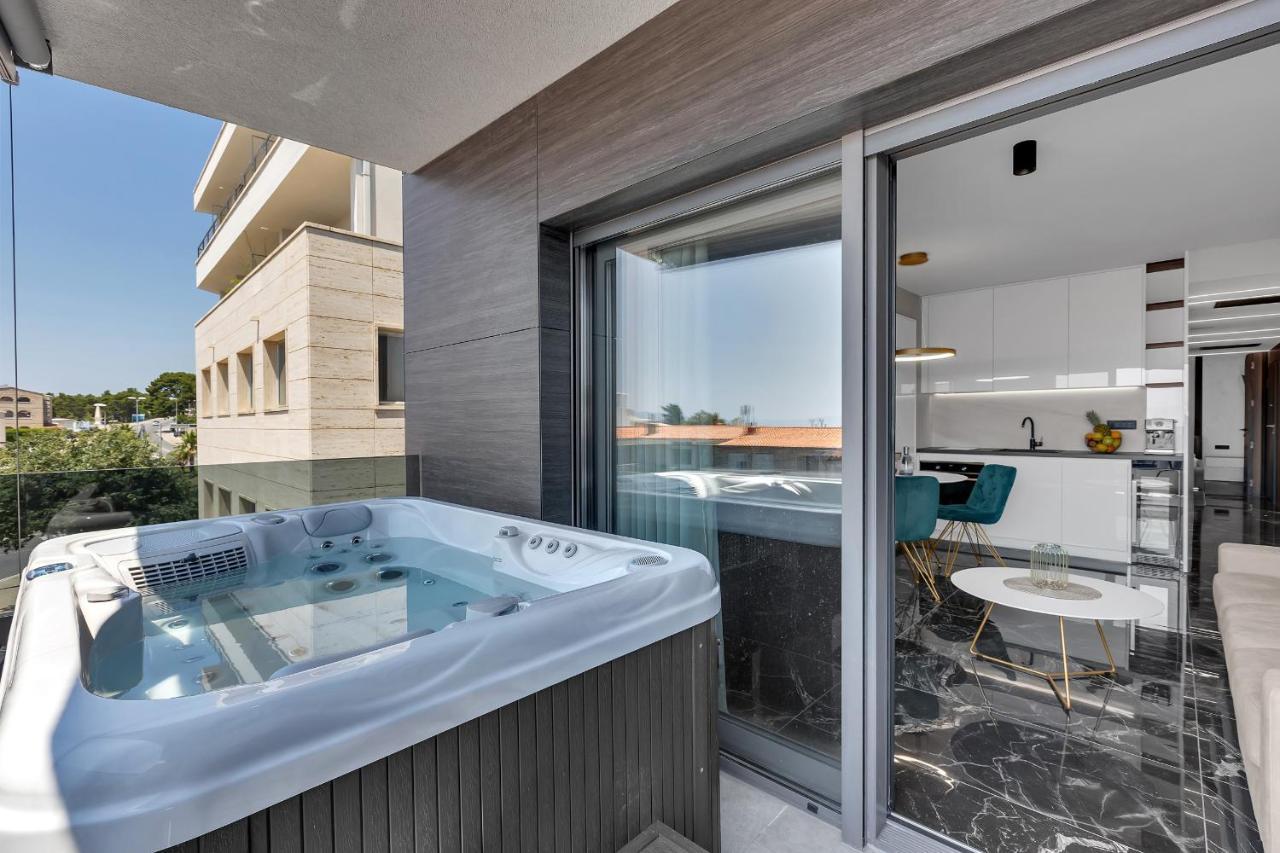 Lux Apartment Dolce Vita - Private Hottub Makarska Buitenkant foto